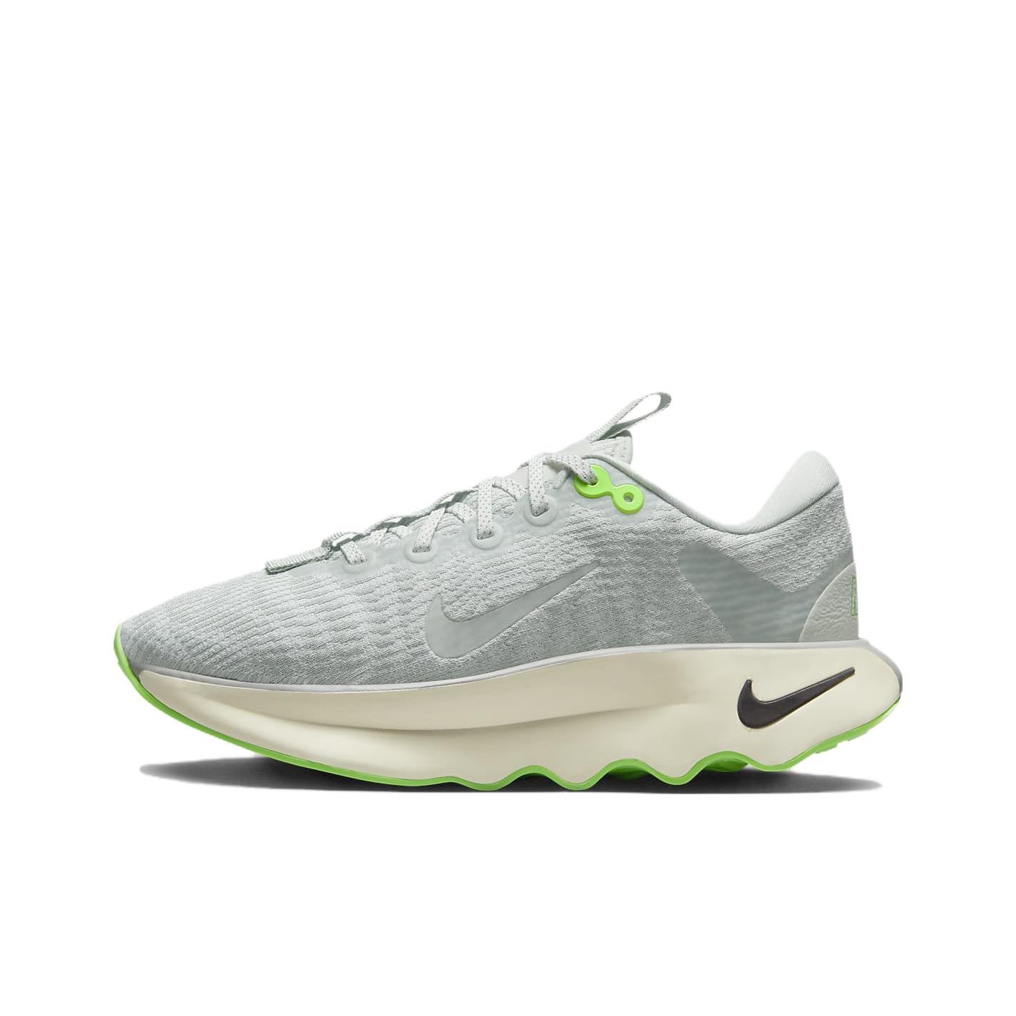 Men'S Shoes - รองเท้าเดินแบบหุ้มข้อต่ำ Nike Motiva สำหรับผู้หญิง สีเทา-เขียว รุ่น