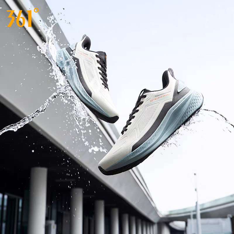 Waterproof Goretex Running Shoes - 361 องศา วิงเบลด เรนบล็อครองเท้าวิ่งผู้ชายกันน้ำสบายป้องกันน้ำกระเซ็นกันลื่นรองเท้าผ้าใบชาย 672532231