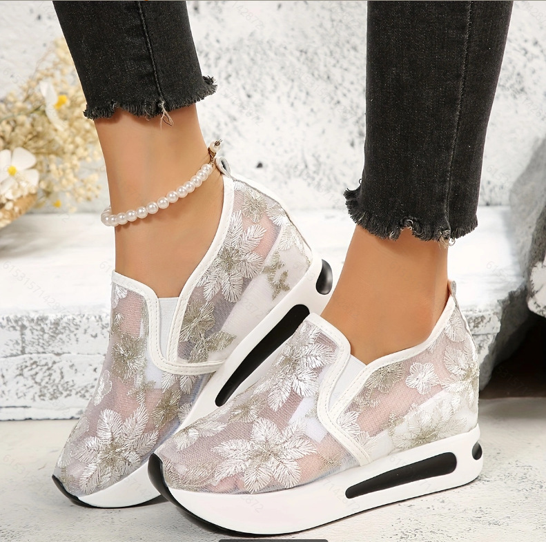 Breathable Mesh Athletic Shoes - รองเท้าผ้าใบส้นเตารีดแบบสวมสำหรับผู้หญิง รองเท้ากีฬาตาข่ายระบายอากาศ รองเท้าลำลองแบบใหม่สำหรับฤดูร้อน รองเท้าแตะสำหรับวิ่งชายหาด เต้นรำ