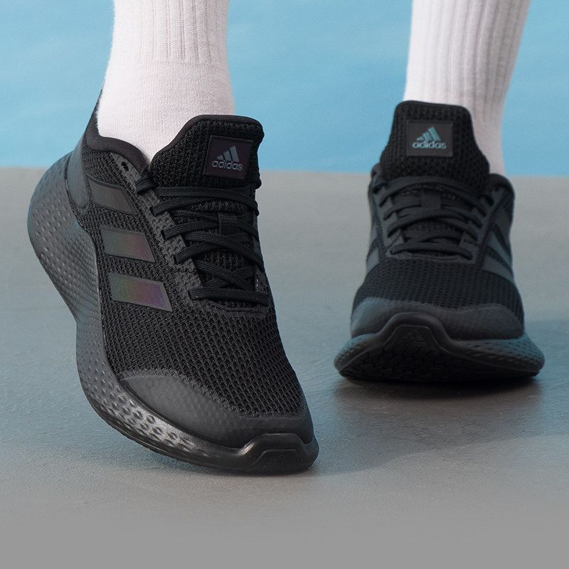 รองเท้าผู้ชายและผู้หญิง Adidas - Lightweight Road Running Shoes บทวิจารณ์และราคา