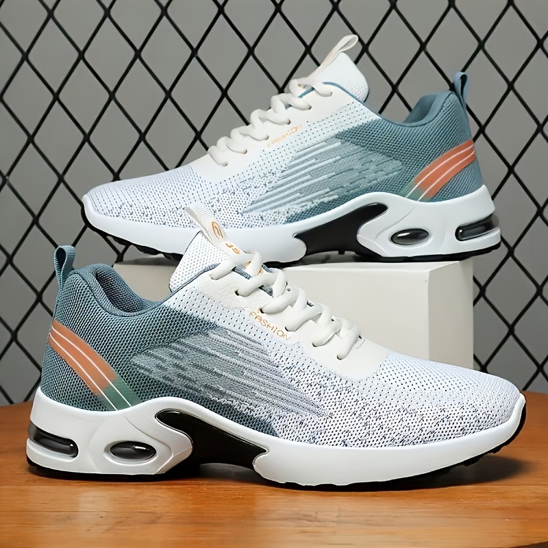 รองเท้าวิ่งผู้ชายแบบตาข่ายทอระ - Shock Absorbing Gym Trainers บทวิจารณ์และราคา