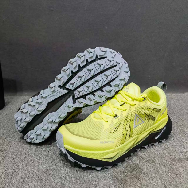 รองเท้าวิ่งแบบคลาสสิก แบรนด์ดั - Anti Slip Trail Running Sneakers บทวิจารณ์และราคา