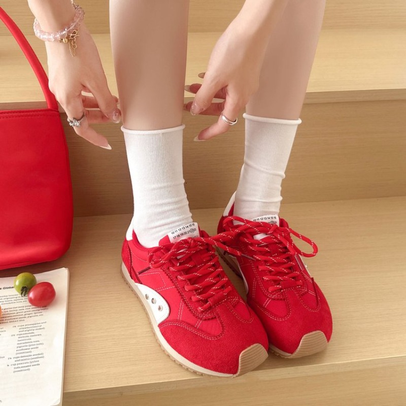 รองเท้าผ้าใบสีเรโทรสำหรับผู้หญ - Running Shoes บทวิจารณ์และราคา