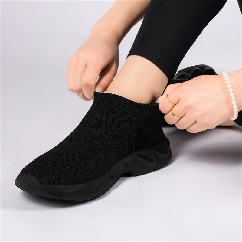 รองเท้าเดินแบบสวมตาข่ายถักสำหร - Knit Fabric Lace Up Sneakers บทวิจารณ์และราคา
