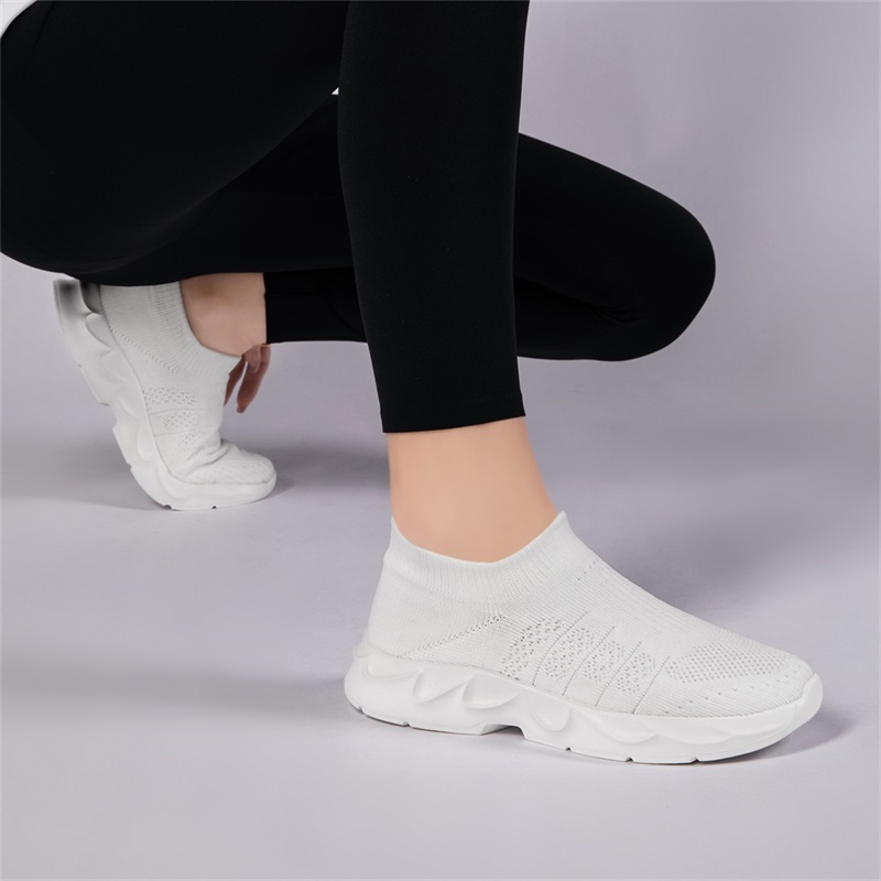 รองเท้าเดินแบบสวมตาข่ายถักสำหร - Knit Fabric Lace Up Sneakers บทวิจารณ์และราคา
