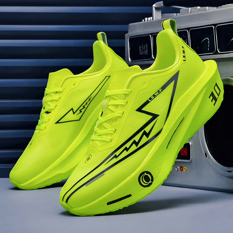 รองเท้าวิ่งผู้ชาย ระบายอากาศได - Lightweight Road Running Shoes บทวิจารณ์และราคา