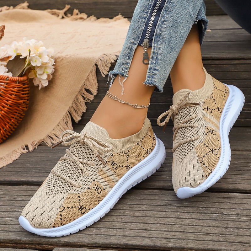 รองเท้าผ้าใบผู้หญิงแบบผูกเชือก - Knit Fabric Lace Up Sneakers บทวิจารณ์และราคา